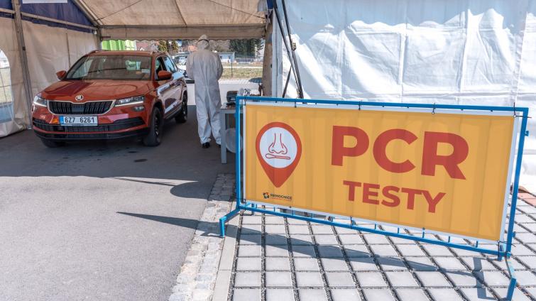 Odběrový stan ve zlínské nemocnici bude v provozu i přes velikonoční svátky