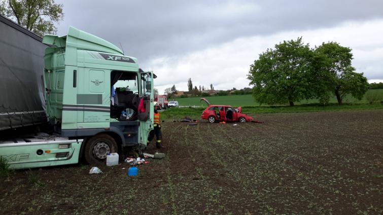 Dopravní nehodu nepřežila řidička osobního automobilu