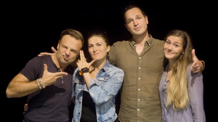 Slovácké divadlo začíná zkoušet limonádovou reklamní estrádu