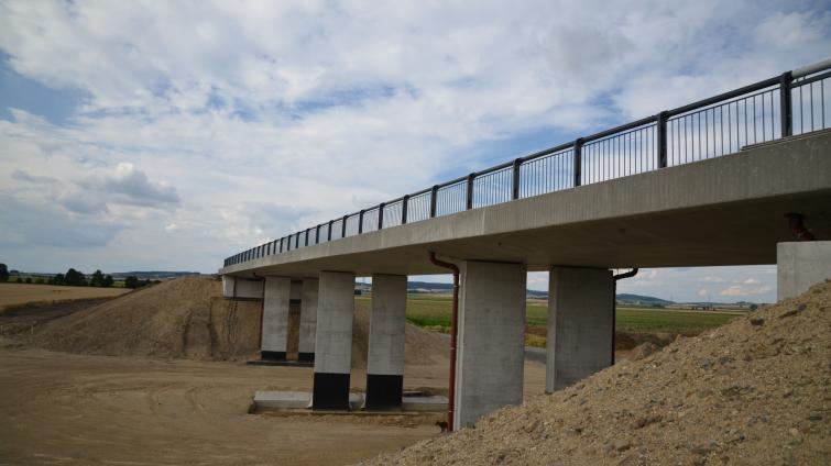 Stavba dálnice D49 mezi Hulínem a Fryštákem dostala konečně zelenou