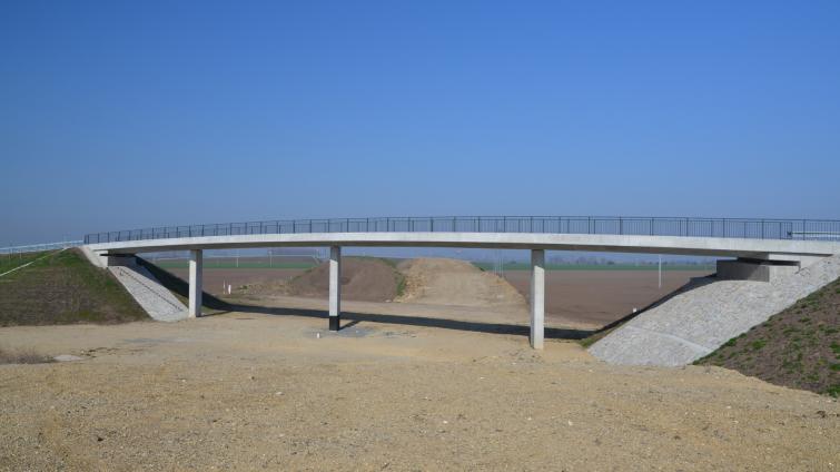 Stavba dálnice D49 mezi Hulínem a Fryštákem se komplikuje