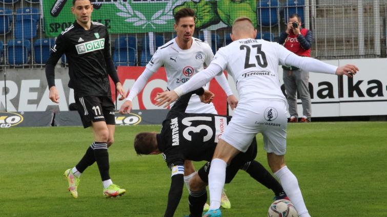 Slovácko zdolalo poslední Karvinou. Trenér Svědík střídal Levina