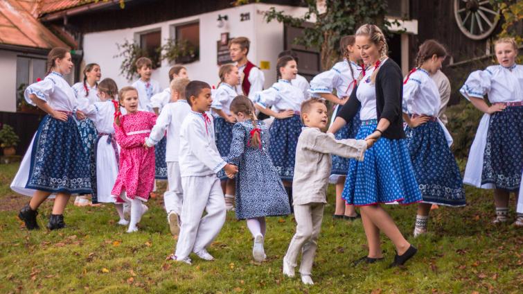 Valašská vesnička Ratiboř dobývá Evropu! V soutěži obnovy venkova 2022 skončila na 2. místě