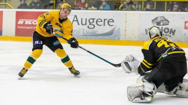 Hokejisté Vsetína zdolali po tuhém boji Sokolov 4:3 a v tabulce se posunuli na 3. místo