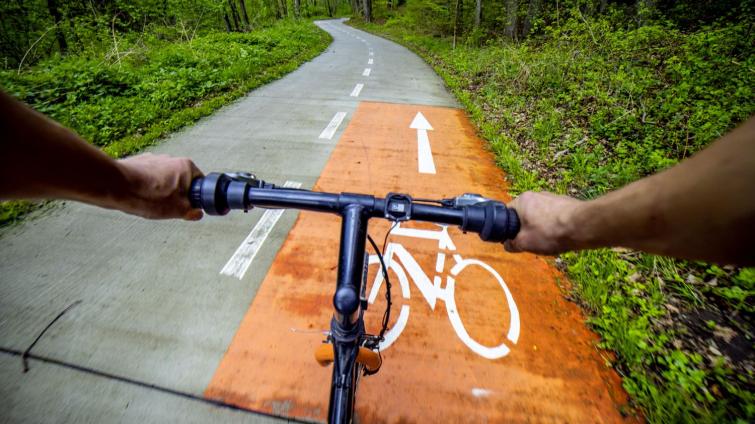 Cyklostezka BEVLAVA zahajuje sezónu. Po kterých úsecích se už dá jezdit?