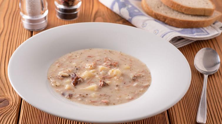 Jídlo, které zahřeje, dodá sílu i vitamíny? Legendární valašská kyselice!