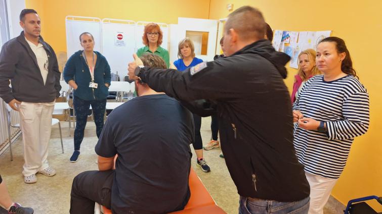 Zdravotníci Kroměřížské nemocnice si umí poradit s agresivními pacienty