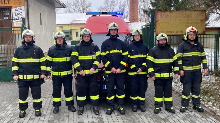 Krajští hasiči se o vánočních svátcích nezastavili. Zasahovali třikrát častěji než loni
