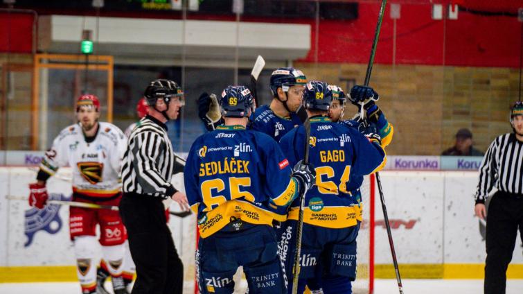 Čtvrtfinále Chance ligy: Hokejisté Zlína i Vsetína zvítězili v prodloužení, mají mečbol