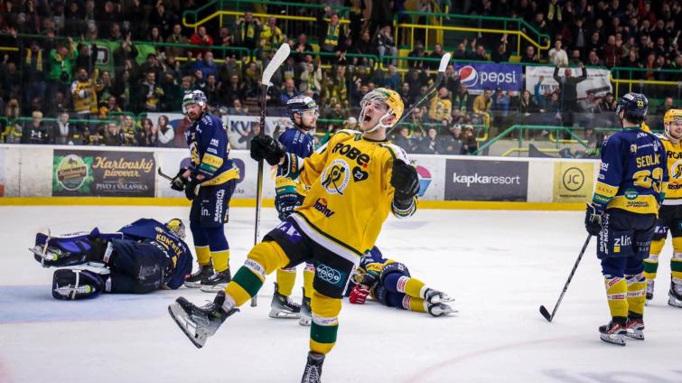 Vsetín v úvodním finále deklasoval Zlín 8:1 a v sérii získal první bod 