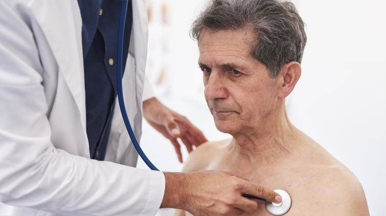 Respirační onemocnění ve Zlínském kraji na vzestupu. Nemocnice omezují návštěvy