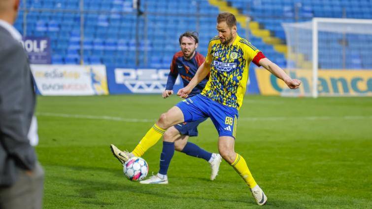 Ševci si poradili s Vlašimí, páteční zápas rozhodl Vukadinovič