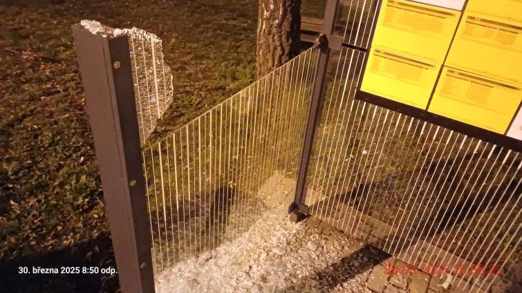 Uherské Hradiště trápí vandalismus a rostoucí nepořádek ve městě