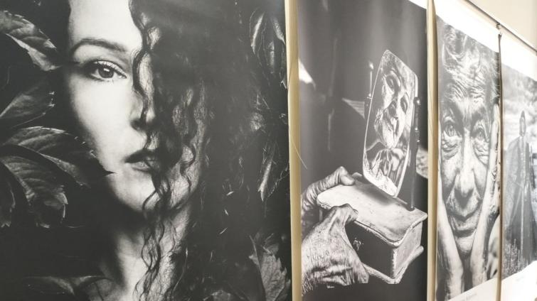 Ve Zlíně můžete vyrazit na několik fotografických výstav. Jedna je i na radnici