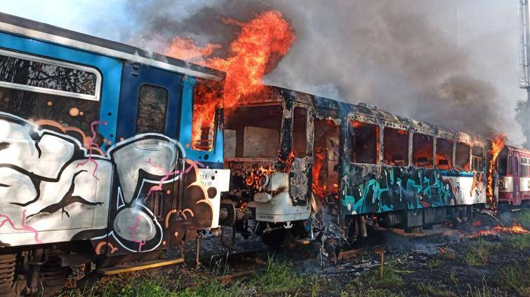 Ve Valašském Meziříčí hořely odstavené vagóny