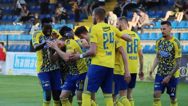 Fotbalisté Zlína doma zdolali předposlední Varnsdorf a přiblížili se postupu do první ligy