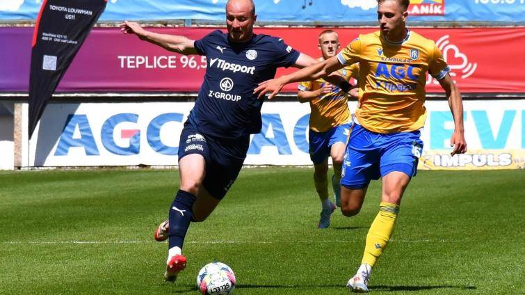 Slovácko prohrálo v Teplicích a před Duklou má jen tříbodový náskok 