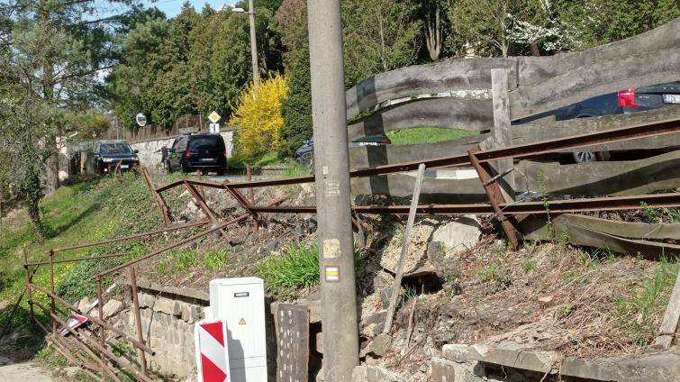 Opravy silnice na Mladcové si vyžádají částečnou uzavírku. Potrvají několik měsíců