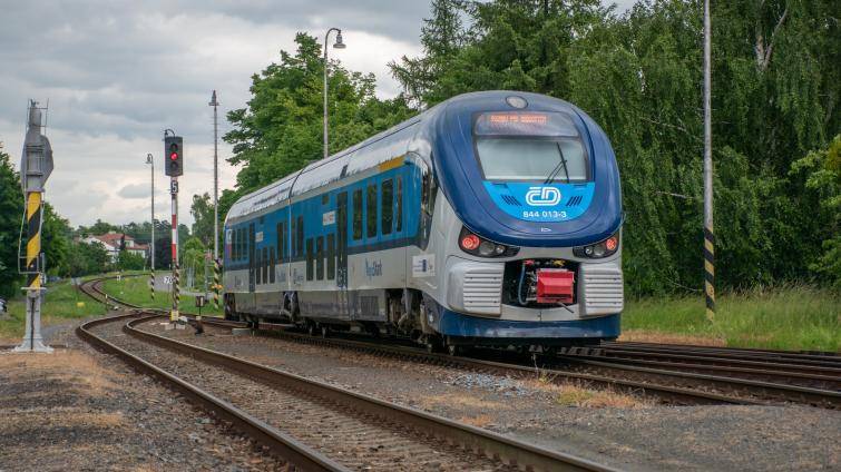 Novinky v krajské dopravě: Jízdné pro seniory nad 75 let zdarma, kombiozóny a nové cyklobusy