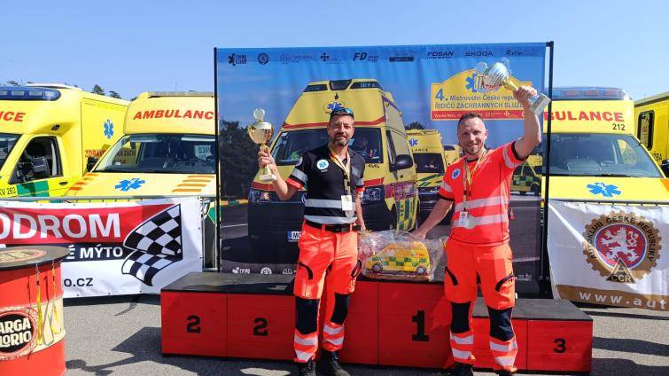 Nejlepší v republice! Řidiči Zdravotnické záchranné služby Zlínského kraje ovládli mistrovství ČR