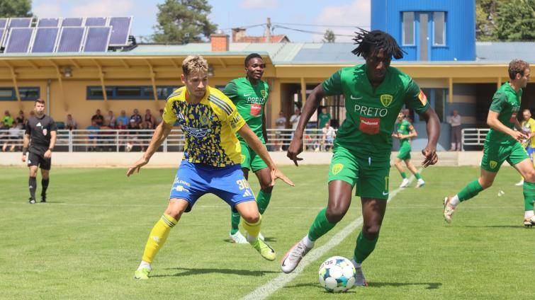 Ševci mají cenný skalp Žiliny. Kalabiška ozdobil premiéru gólem 