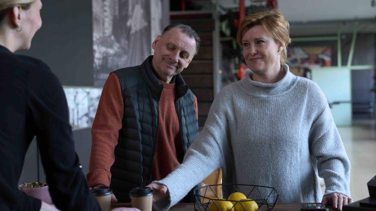 Zlín plný zločinů a tajemství. Nová řada krimi seriálu zavede diváky do divokých devadesátek