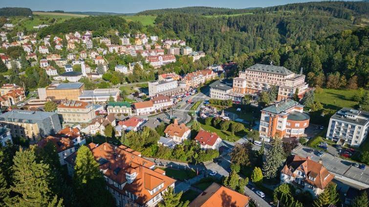 Dočasná stavební uzávěra má ochránit historické centrum Luhačovic
