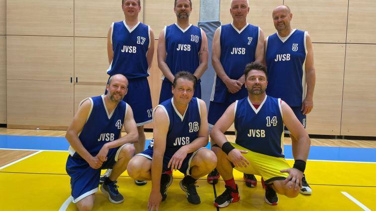 Basketbalový turnaj veteránů ovládl tým z Uherského Hradiště