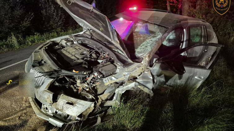 Tři nehody během úterního večera. Motorkář havaroval jen několik metrů od železnice