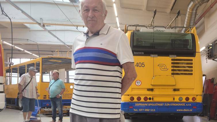 S cestujícími jsem nikdy neměl problémy, vzpomíná na práci řidiče 92letý Zdeněk Novák