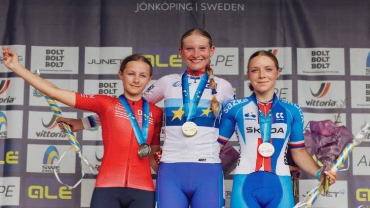 Evropské zlato a domácí double: mladí cyklisté Škubalová a Měřínský zářili