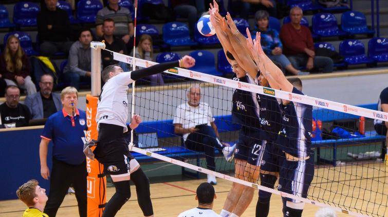 Volejbalisté Zlína si v extralize připsali první body. Beskydy porazili 3:1 na sety