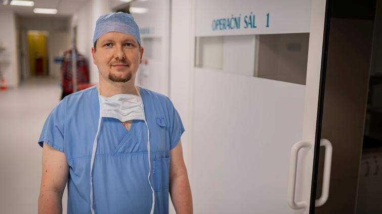 Špičkový specialista na chirurgii ruky Petr Vondra posílil tým Baťovky. Chce vybudovat nové oddělení