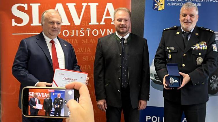 Petr Jordán ze Zlína získal ocenění za záchranu života. Vysílenou ženu vyvedl z nočního lesa