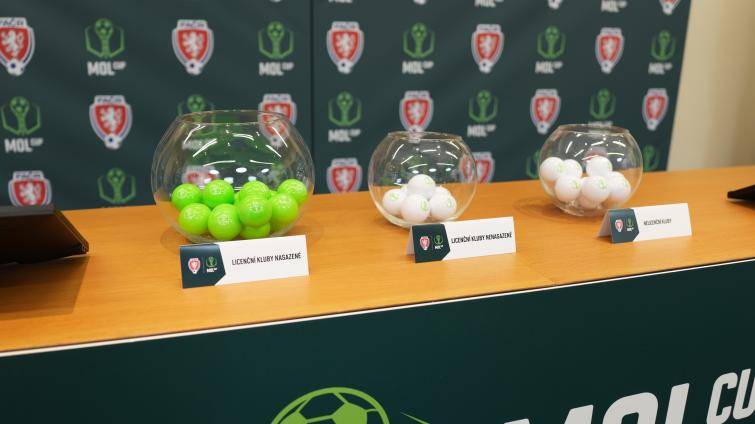 V pátek se losuje osmifinále MOL Cupu. Zlín i Slovácko jsou mezi nenasazenými 