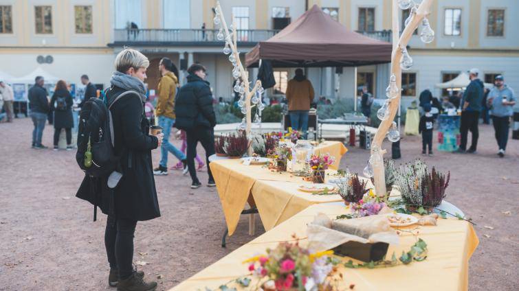 Slavnost podzimu nabídne regionální dobroty i podzimní tvoření. Zahraje Monika Načeva nebo James Harries