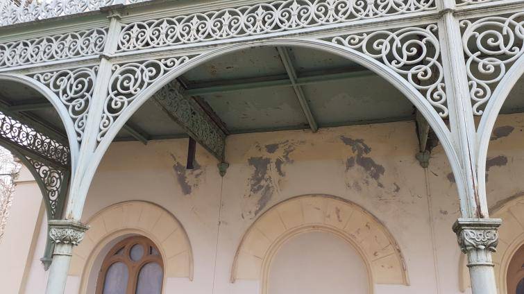 Dva historické objekty v Podzámecké zahradě v Kroměříži se dočkají obnovy