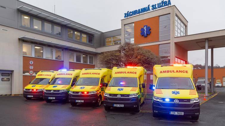 Krajská záchranná služba má pět nových sanitek