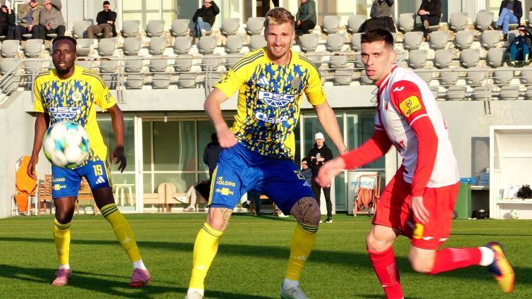 Výhru Zlína trefil v závěru Kanu, Slovácko otočilo zápas s Honvédem