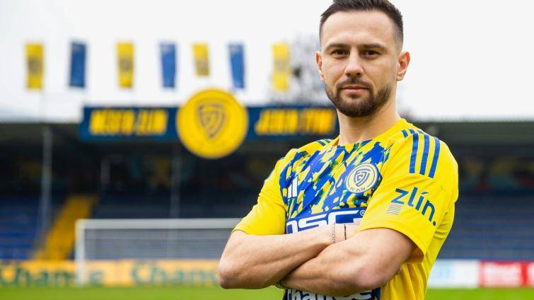 Zlín posílil bývalý fotbalový reprezentant Pešek, do Česka se vrací z Polska 