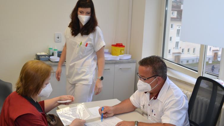 V Luhačovicích otevřeli očkovací centrum