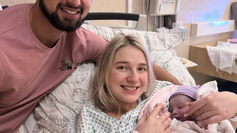 Meda s rodiči. Foto: KNTB