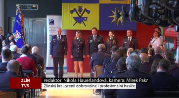 Kraj ocenil dobrovolné i profesionální hasiče