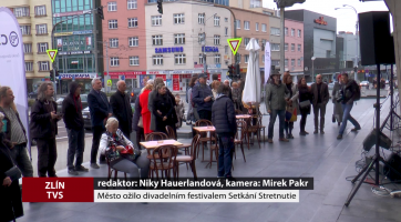 Město ožilo divadelním festivalem Setkání/Stretnutie