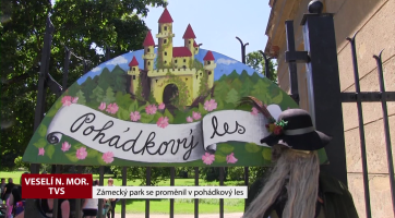 Zámecký park se proměnil v pohádkový les