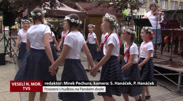 Posezení s hudbou na Panském dvoře