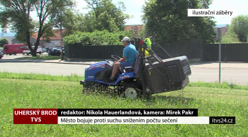 Město bojuje proti suchu snížením počtu sečení
