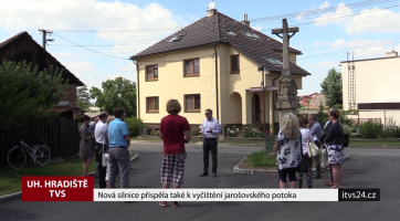 Nová silnice přispěla také k vyčištění jarošovského potoka
