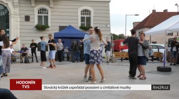 Slovácký krůžek Hodonín uspořádal posezení u cimbálové muziky