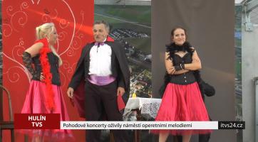 Náměstí v Hulíně oživily operetní férie.